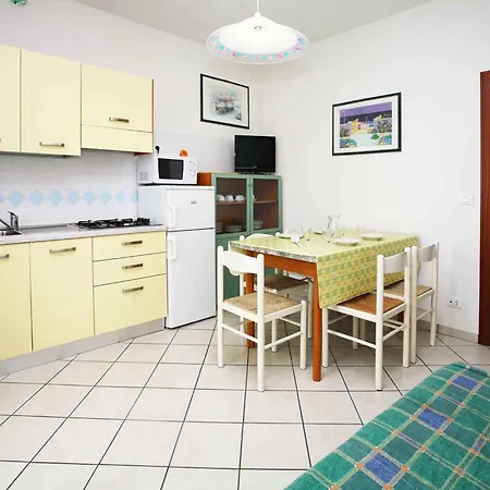 Daire Near In 45640 Bibione