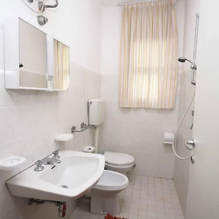 Near In 45640 Bibione