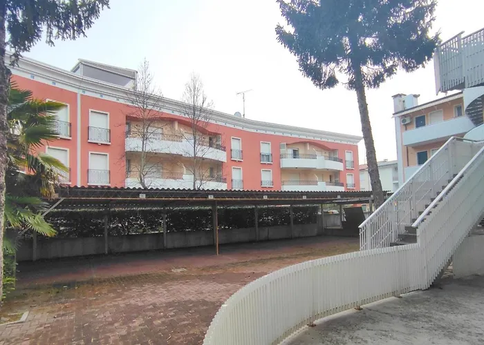 Near In 45640 Daire Bibione