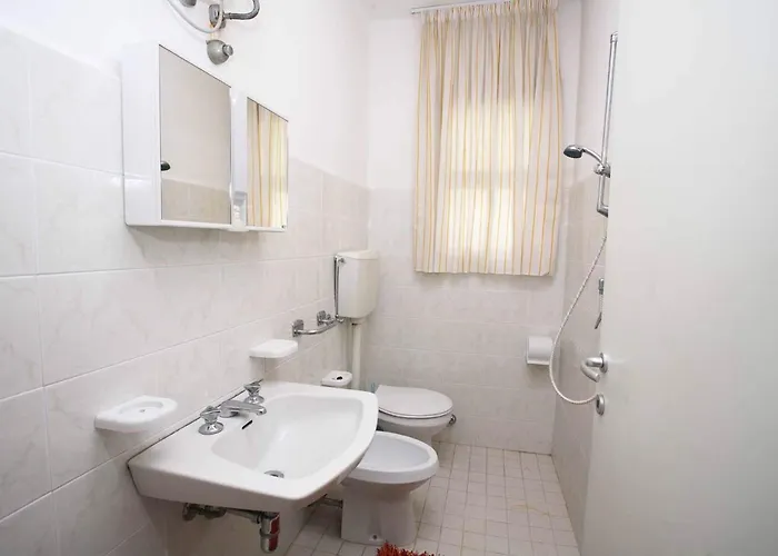 Near In 45640 Bibione